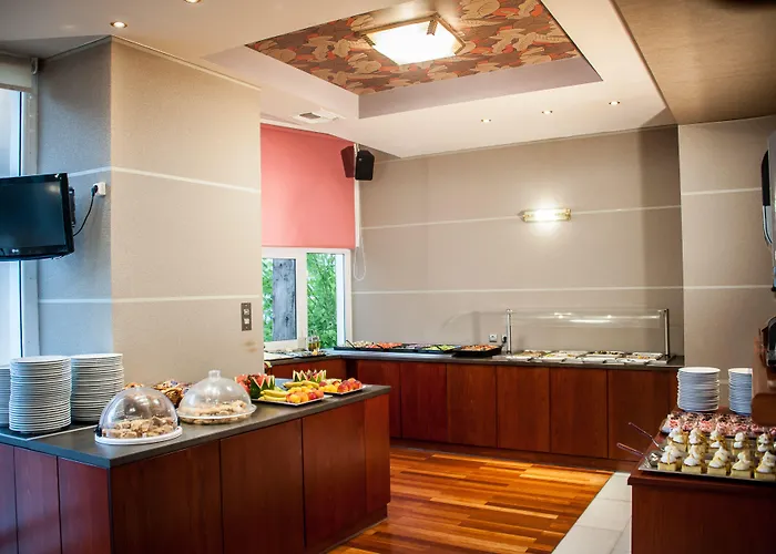 帕拉提诺酒店 4* 扎金索斯镇